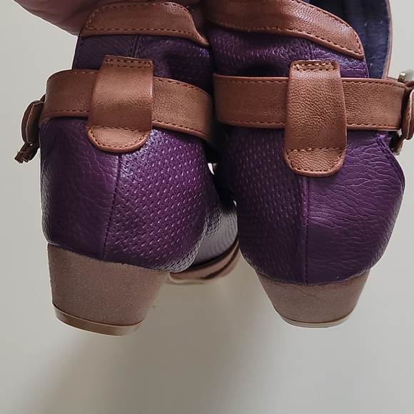 NWOT Serene Island Criss Cross Sandal Shoe - Picture 9 of 9